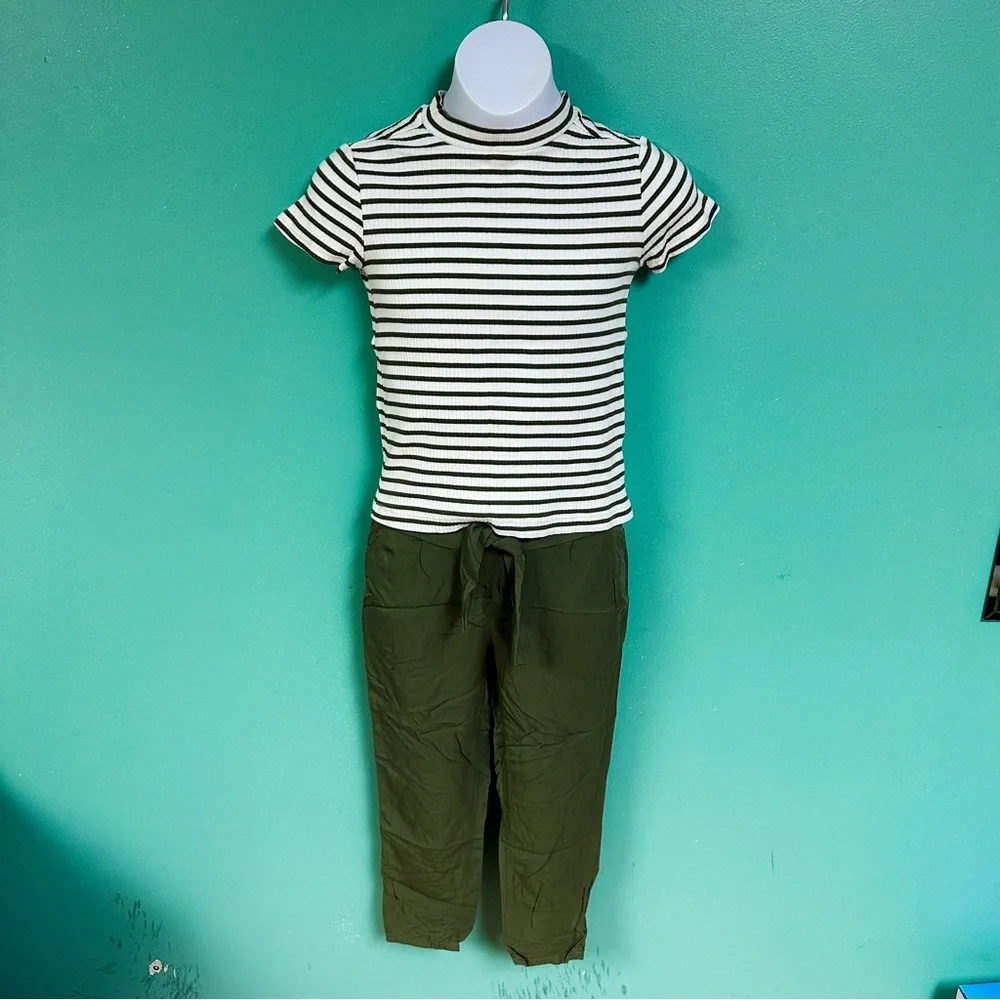 Crazy 8 White & Olive Green Mockneck Top & Paperbag Pants Outfit Girls Size 7/8